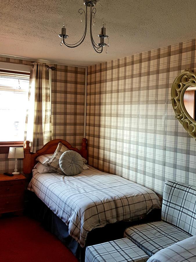 Rooms At Tarrareoch Bathgate Εξωτερικό φωτογραφία